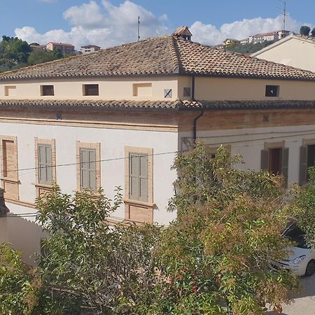 Casa Pilato Villa Loreto Aprutino Eksteriør billede